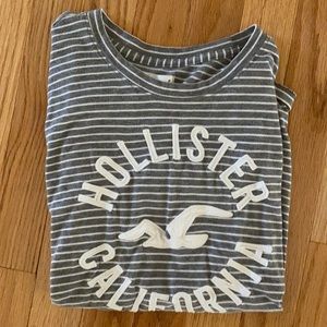 Hollister tee shirt